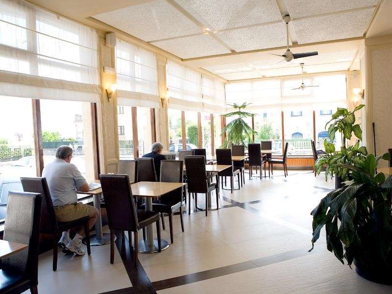 Las Rocas Playa Hotel Castro Urdiales Restaurante foto
